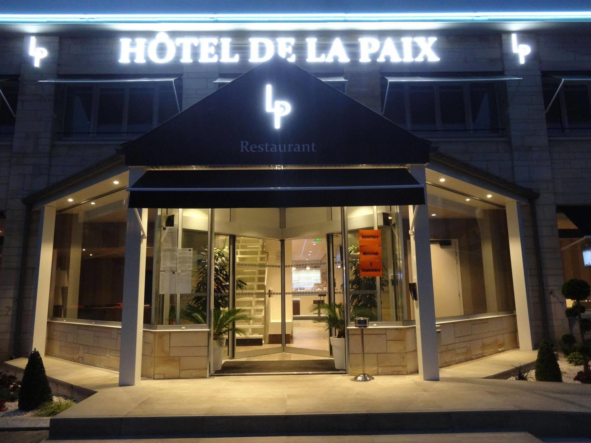 Hotel De La Paix บาพูม ภายนอก รูปภาพ